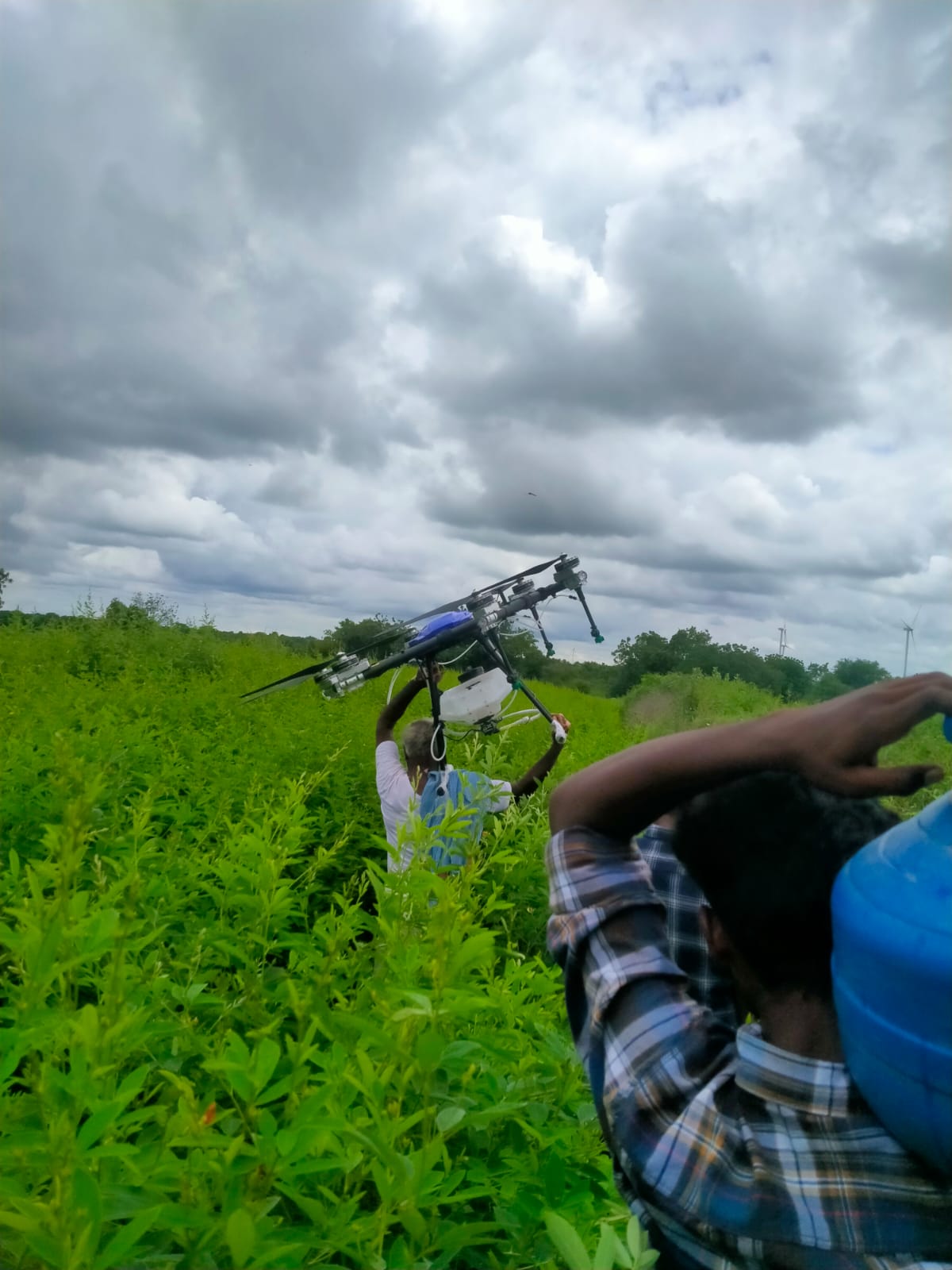 BHUMITR X9 20L agri drone side angle